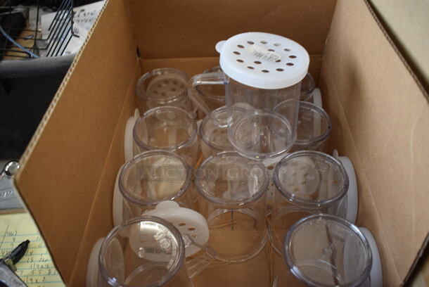 ALL ONE MONEY! Lot of 12 BRAND NEW IN BOX! Cambro Clear Poly Seasoning Shakers w/ Lids. 4.5x3x4 - Image 2 of 2