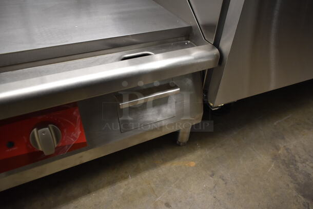 BRAND NEW SCRATCH AND DENT! Avantco 177EG48N Stainless Steel Commercial Countertop Electric Powered Flat Top Griddle. 208/240 Volts, 1 Phase.  - Image 4 of 6