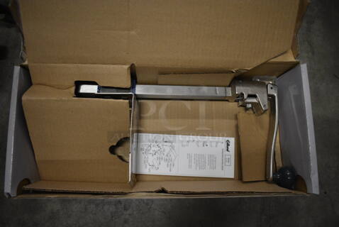 BRAND NEW IN BOX! Edlund Model U-12 Metal Commercial Can Opener and Mount. 10x5x20