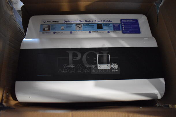 IN ORIGINAL BOX! Pelonis PAD30C1AWT ENERGY STAR 30 Pint Dehumidifier. 120 Volts, 1 Phase. 15x10.5x19