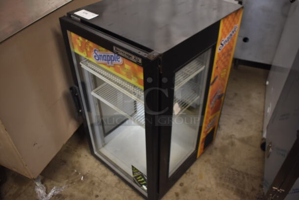 Beverage-Air UR30GE Commercial Countertop Black Display Cooler With Polycoated Shelves. 115V, 1 Phase. Tested and Working! - Image 3 of 5