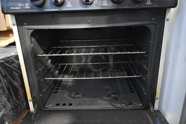 Metal Natural Gas Powered 4 Burner Range w/ Oven. - Image 5 of 6