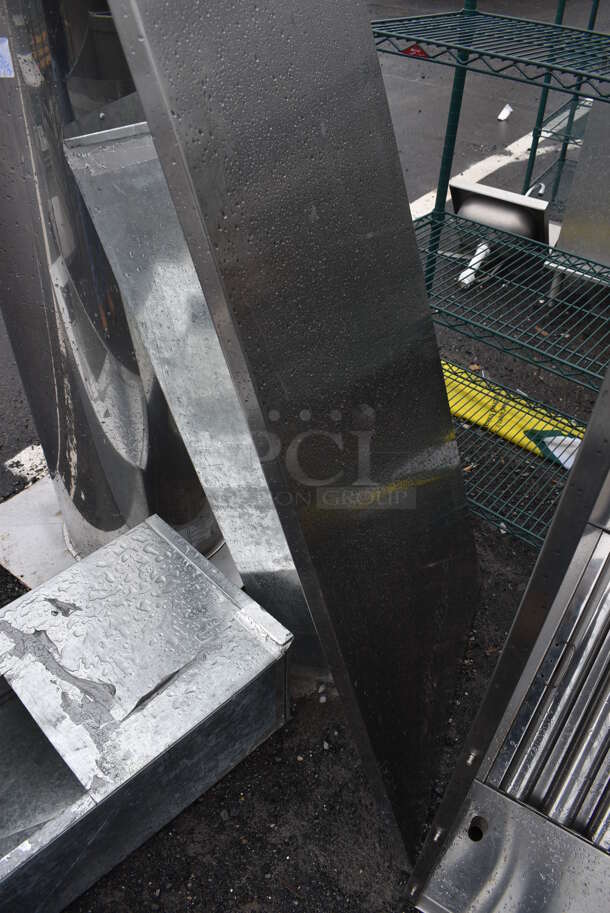 ALL ONE MONEY! Lot of Various Metal Pieces Including Vents! Includes 26x26x48 - Image 4 of 4