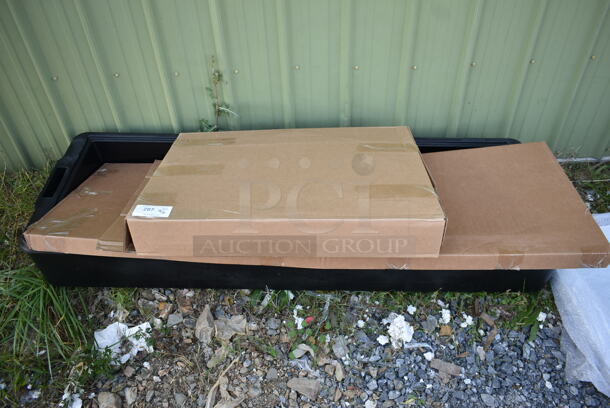 BRAND NEW SCRATCH AND DENT! CFS 298019118 Black Poly Buffet Station. - Image 2 of 6