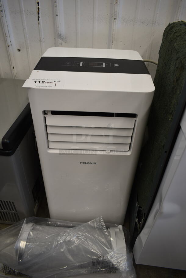BRAND NEW SCRATCH AND DENT! Pelonis PAP08R1BWT Portable Air Conditioner w/ Original Accessories. 8,000 BTU. 115 Volts, 1 Phase. Tested and Working! - Image 3 of 7