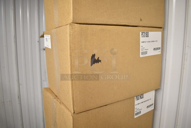 3 Boxes of 6 BRAND NEW SCRATCH AND DENT! Carlisle Store N' Pour 1/2 Gallon Container Set with Assorted Color Caps, Necks and Spouts PS701B00. 3 Times Your Bid! - Image 3 of 6