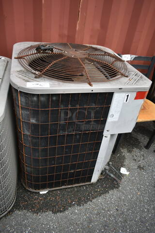 38CKC060300 Metal Commercial Air Conditioner. 208/230 Volts, 1 Phase. 