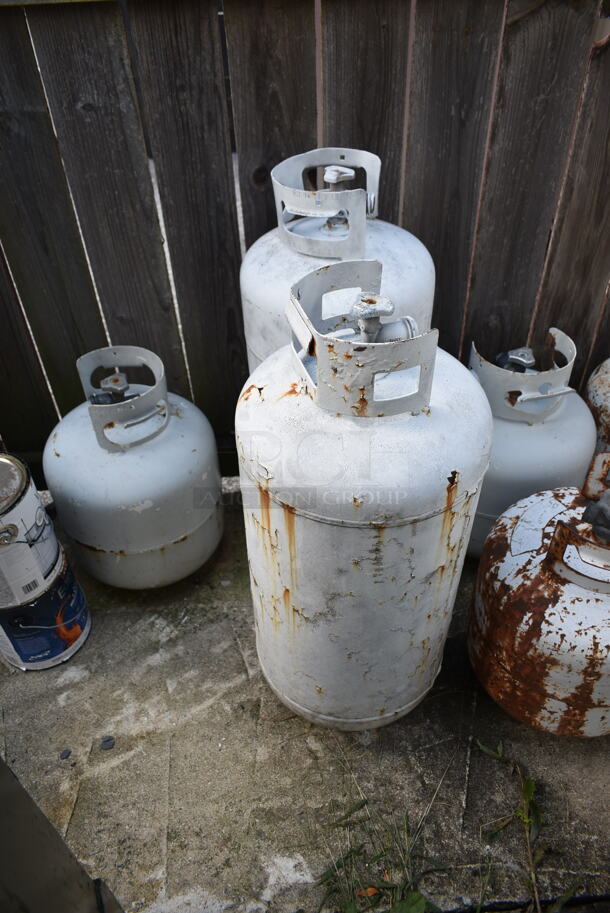 ALL ONE MONEY! Lot of 9 Metal Tanks. Buyer Must Pick Up - We Will Not Ship This Item. (outside) - Image 3 of 5