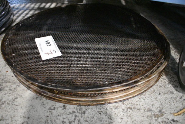 7 Metal Mesh Pizza Baking Pans. 20x20. 7 Times Your Bid! - Image 2 of 2