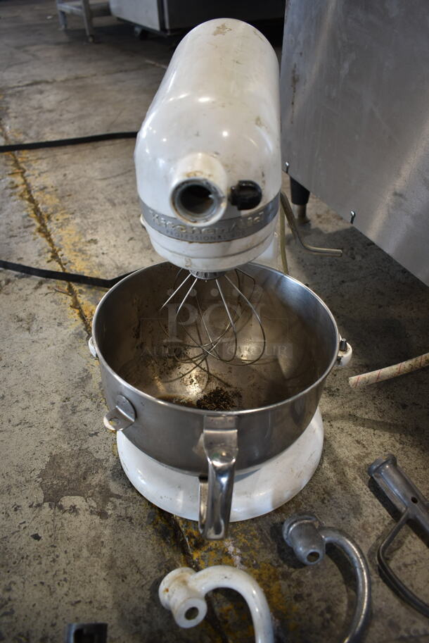 KitchenAid Metal Countertop Planetary Dough Mixer w/ Metal Mixing Bowl, 3 Dough Hooks and Paddle Attachment. Tested and Working! - Image 2 of 6