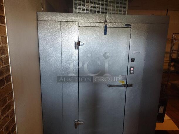 Norlake 6'x6'x6.5' SELF CONTAINED Walk In Cooler Box w/ Floor, Copeland Compressor and Norlake Model CPB0751C-A Condenser. 208-230 Volts, 1 Phase. Picture of the Unit Before Removal Is Included In the Listing