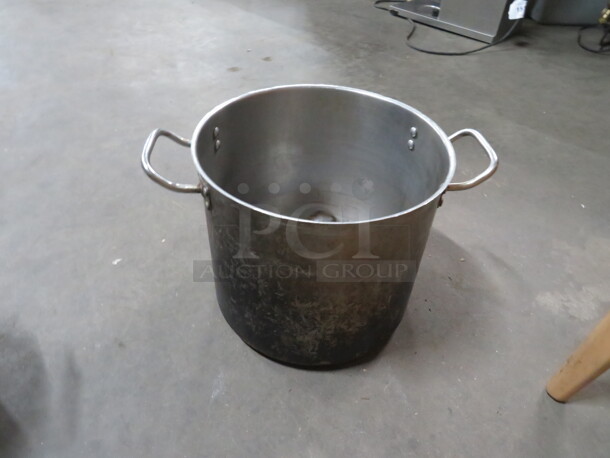 One Stainless Steel Stock Pot. 12X10 - Image 1 of 1