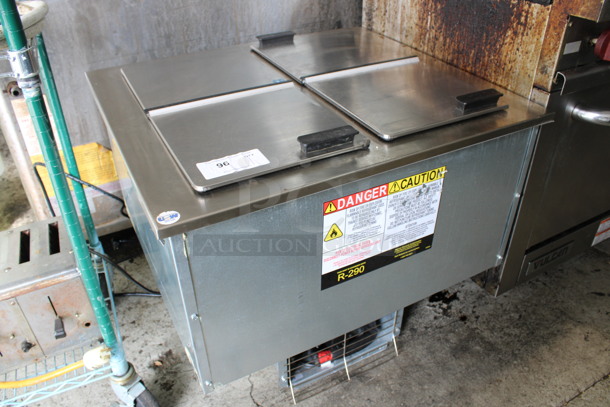 Stainless Steel Commercial Cold Pan Drop In Unit w/ 2 Center Hinge Lids. 30.5x27.5x27.5. Tested and Working! - Image 2 of 6