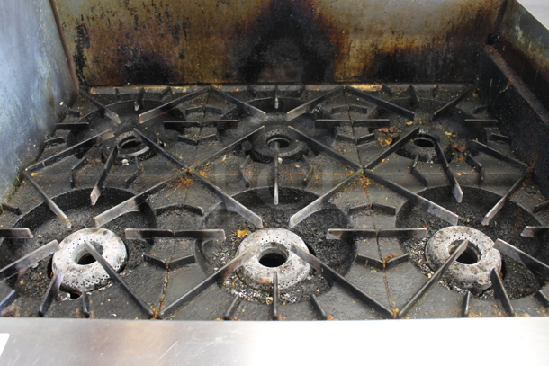 Vulcan 260L Natural Gas 6 Burner Range and 24" Griddle Combo w/ 2 Ovens, Gas Hose and Salamander Shelf - Image 2 of 12