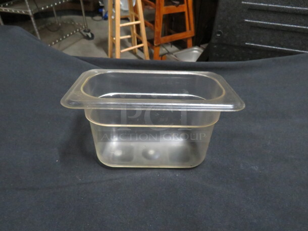 One 1/6 Size 4 Inch Deep Food Storage Container.