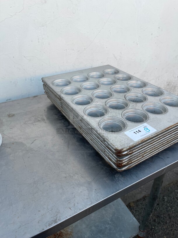 Nice! Commercial Aluminum Baking Sheets Great for Muffins or cup cakes NSF  - Image 2 of 7