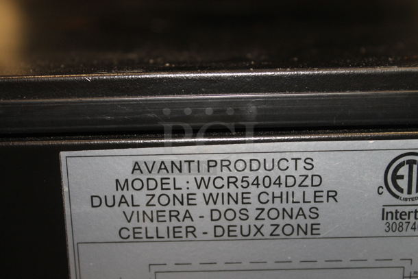BRAND NEW SCRATCH AND DENT! Avanti WCR5404DZD Stainless Steel 46 Bottle Built-In or Free Standing Dual Zone Wine Cooler Merchandiser. 115 Volts, 1 Phase. Tested and Working! - Image 6 of 7