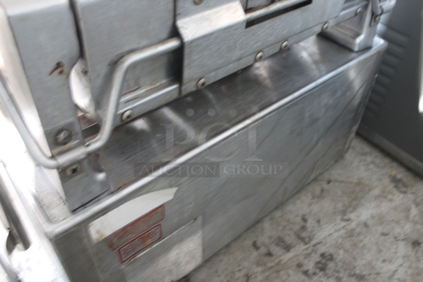 Hobart Stainless Steel Commercial Countertop Electric Powered Charbroiler Grill. 208 Volts, 1 Phase.  - Image 4 of 4