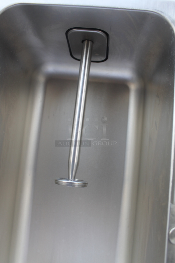 LIKE NEW! Hamilton Beach 94950 Stainless Steel Commercial Countertop Mix 'N Chill Heavy-Duty Frozen Dessert Mixer. 120 Volts, 1 Phase. Unit Has Only Been Used a Few Times! Tested and Working!  - Image 5 of 8