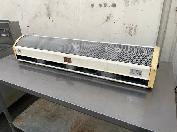 Yoshimasa YMAC-48 air curtain, 48 inch, white 115 Volt NSF Tested and Working! - Image 2 of 9