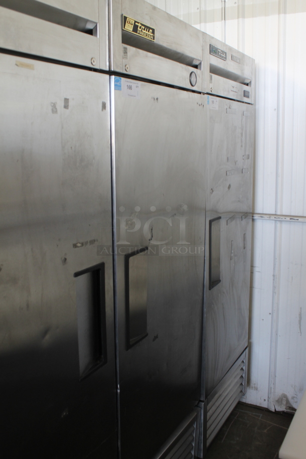 2013 True T-23F ENERGY STAR Stainless Steel Commercial Single Door Reach In Freezer w/ Poly Coated Racks on Commercial Casters. 115 Volts, 1 Phase. Tested and Powers On But Does Not Get Cold - Image 2 of 7