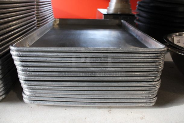 12 Metal Half Size Baking Pans. 13x18x1. 12 Times Your Bid! - Image 3 of 4