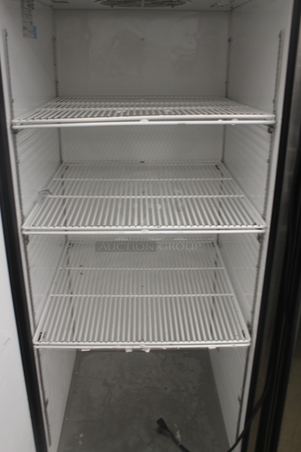 2015 True TG1R-1S ENERGY STAR Stainless Steel Commercial Single Door Reach In Cooler w/ Poly Coated Racks on Commercial Casters. 115 Volts, 1 Phase. Tested and Working! - Image 5 of 6