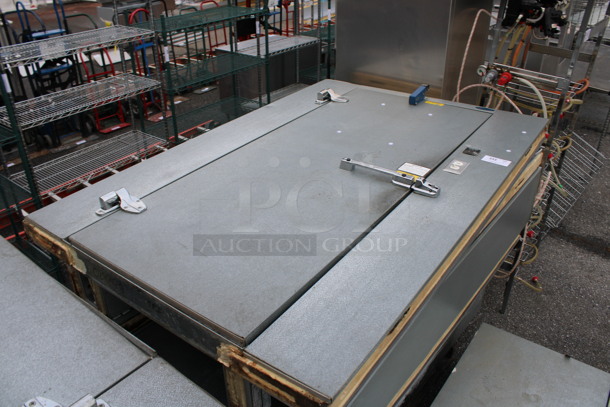 Norlake 6'x6'x6' SELF CONTAINED Walk In Cooler Box w/ Floor, Norlake Model CPB0751C-A Compressor and Copeland Model RS47C2-IAV-102 Condenser. 208/230 Volts, 1 Phase. Gallery Picture Is Unit Before Disassembly - Image 5 of 10