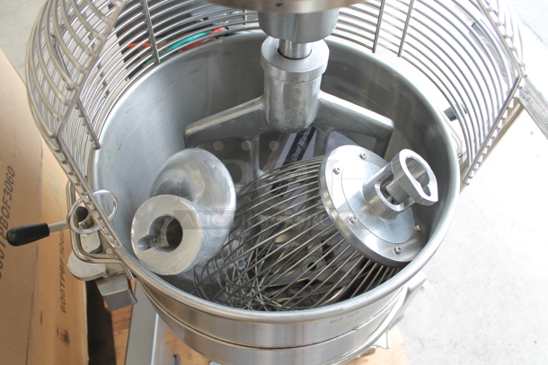 BRAND NEW SCRATCH AND DENT! Avantco 177MX60 Metal Commercial Floor Style 60 Quart Planetary Dough Mixer w/ Stainless Steel Mixing Bowl, Bowl Guard, Extra Bowl Support Piece, Dolly, Dough Hook, Paddle and Whisk Attachments. 240 Volts, 3 Phase. Tested and Working! - Image 4 of 12