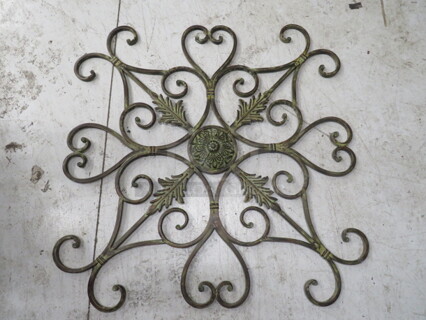 One Metal Wall Art. 47X47