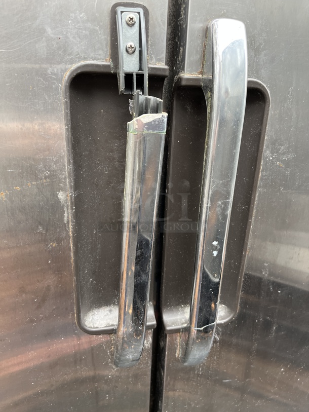 Everest 3 Dr. Refrigerator/Freezer, Tested & Working! - Image 2 of 5