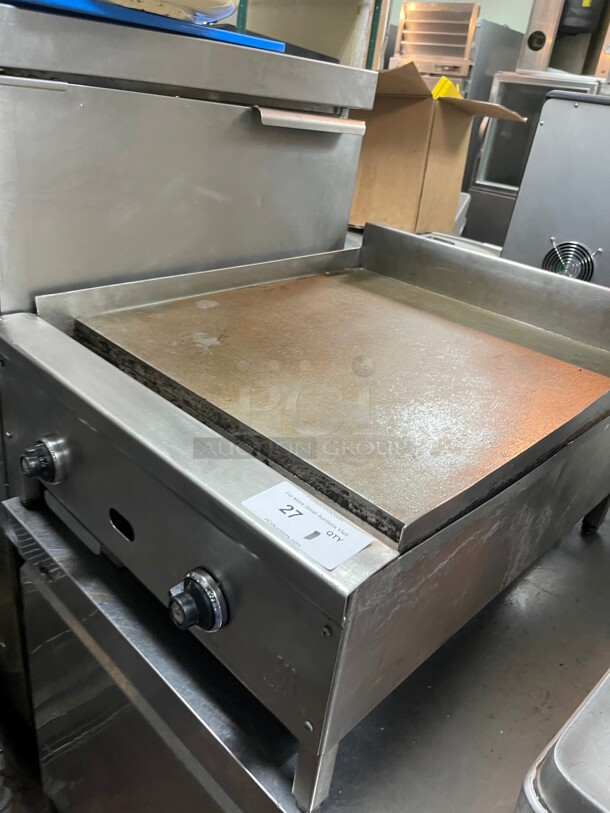 Working! Jade Range JGT-2424 24 inch Commercial Gas Griddle w/ Thermostatic Controls - 1 inch Steel Plate, Natural Gas NSF Tested and Working! - Image 4 of 7