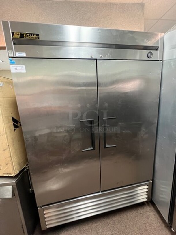 NICE! True T-49F-HC 54inch COMMERCIAL Two Section Reach-In Freezer, (2) Solid Doors, NSF 115 VOLT Tested and Working!
