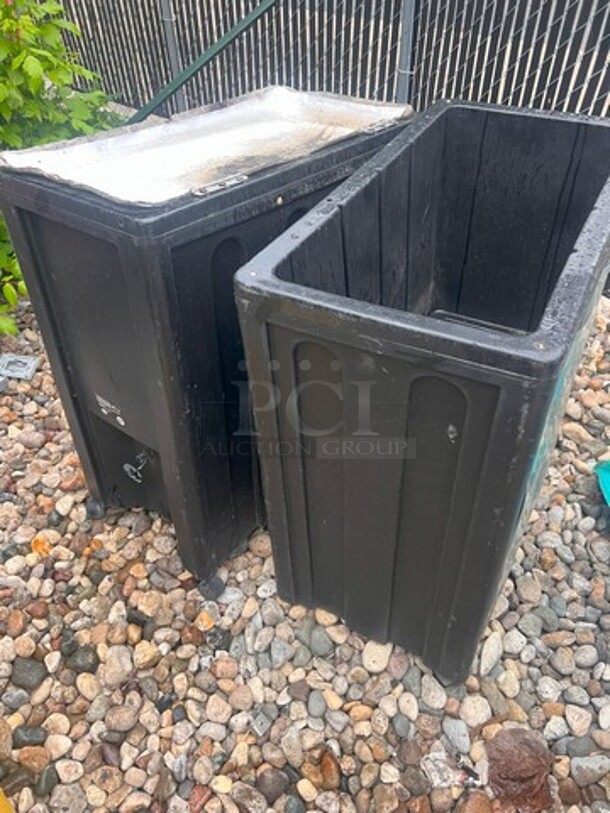 Two Cambro Insulated Beer Coolers on Wheels
QTY 2 
Location: The Cage 
Your Bid x 2 - Image 1 of 2