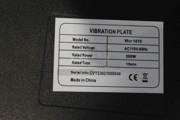 4 Lifepro Metal Vibration Plates. 110 Volts, 1 Phase. 4 Times Your Bid! - Image 6 of 6