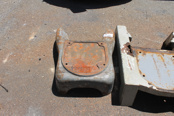 Metal Mixer Legs for Hobart 60 Quart Mixer. - Image 3 of 4