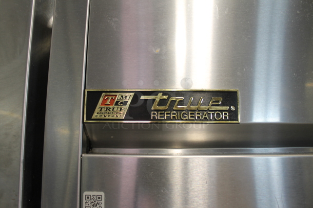 2015 True TG1R-1S ENERGY STAR Stainless Steel Commercial Single Door Reach In Cooler w/ Poly Coated Racks on Commercial Casters. 115 Volts, 1 Phase. Tested and Working! - Image 3 of 7