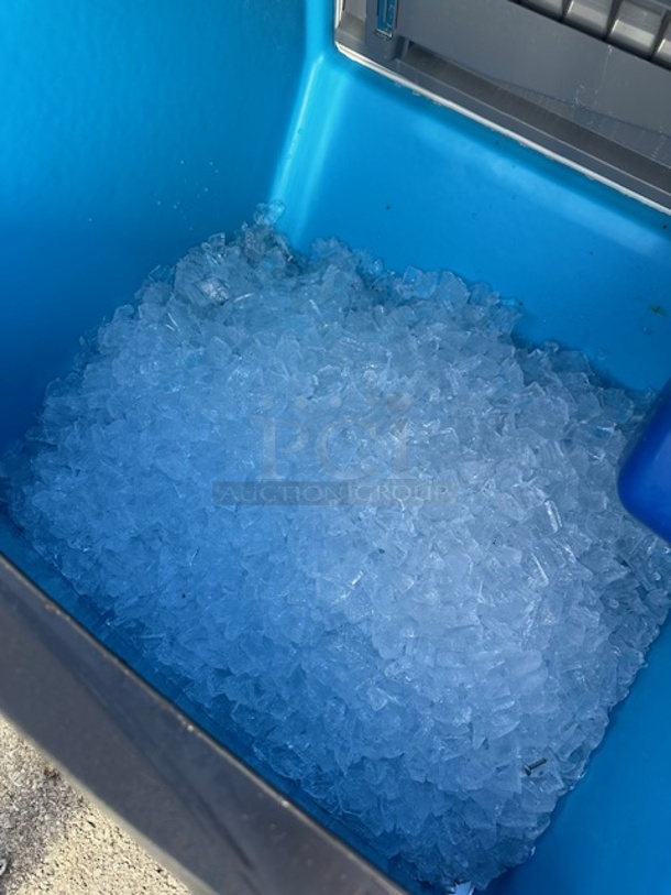 One WORKING Manitowic Under Counter Ice Maker, With Ice Scoop. Model# UYF0140A-161B. 115 Volt. 25.5X28X39. $2355.00. - Image 2 of 2