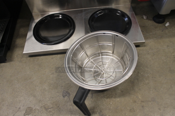 BRAND NEW SCRATCH AND DENT! 2020 Grindmaster-Cecilware B-3WL Commercial Stainless Steel Electric Countertop Precision Coffee Brewer With 3 Warmers. 120/208-240V, 1 Phase.   - Image 6 of 10