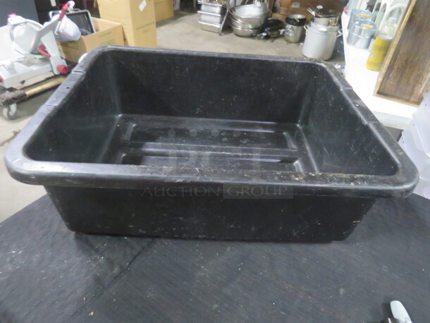 Bussing Tub. 2XBID - Image 1 of 1