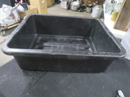 Bussing Tub. 2XBID