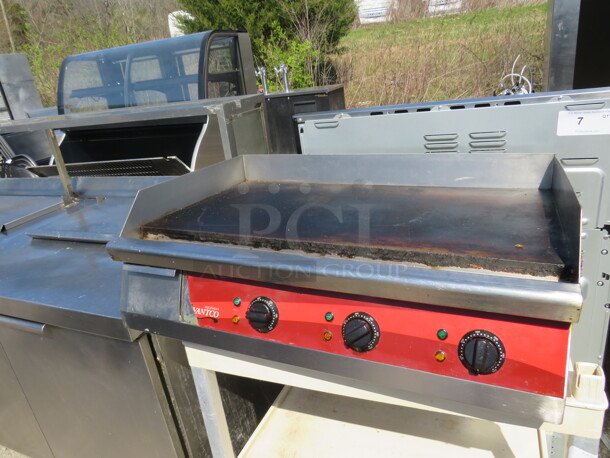 One Avantco Flat Top Griddle. Model# GRID-30. 208/240 Volt. 30X20X10 - Image 1 of 2
