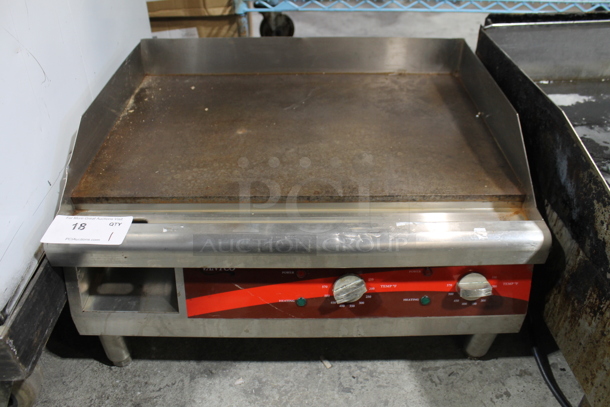 Avantco 177EG24N Stainless Steel Commercial Countertop Electric Powered Flat Top Griddle. 208/240 Volts, 1 Phase. 