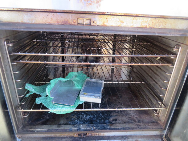 One WORKING Blodgett Hydrovection Double Oven With Helix Technology, And 6 Racks On Casters. 38X45X66.5 - Image 6 of 6