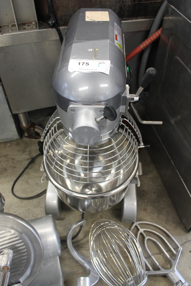 2021 General GEM120 Metal Commercial Countertop 20 Quart Planetary Dough Mixer w/ Stainless Steel Mixing Bowl, Bowl Guard, Whisk, Paddle and Dough Hook Attachments. 110 Volts, 1 Phase. Tested and Working! - Image 3 of 10