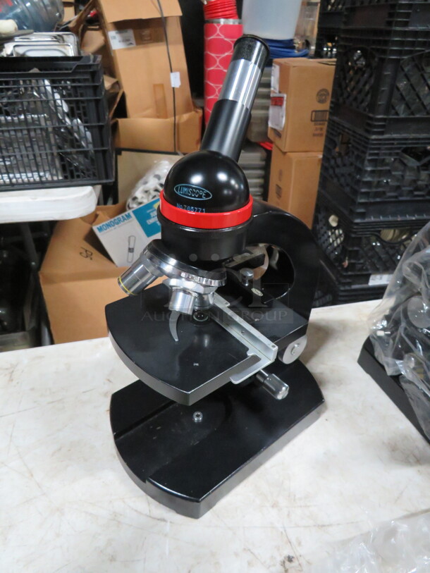 One Lumiscope Microscope. #Z65771 - Image 2 of 3