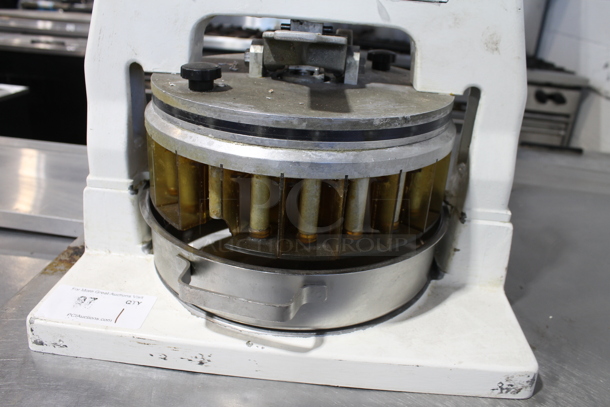 Dutchess BMIH Metal Commercial Countertop Manual Dough Divider. - Image 4 of 5