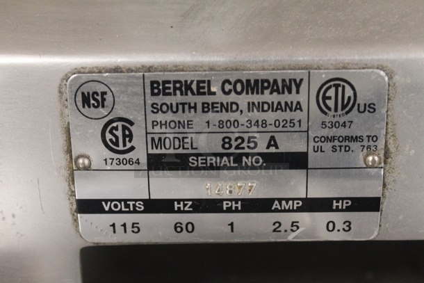 Berkel 825 A Stainless Steel Commercial Countertop Meat Slicer w/ Blade Sharpener. 115 Volts, 1 Phase. Tested and Working! - Image 5 of 5