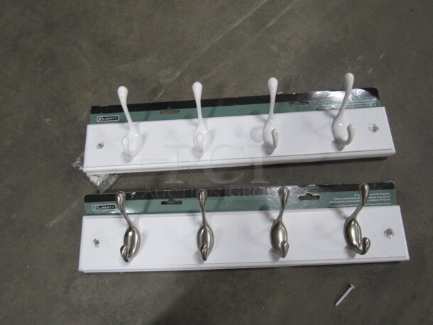 NEW 18 Inch Wooden Coat Hanger. 2XBID - Image 1 of 1