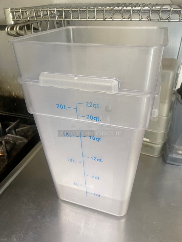 Clean! Commercial Plastic Containers with Covers NSF 11x11x16 - Image 2 of 5